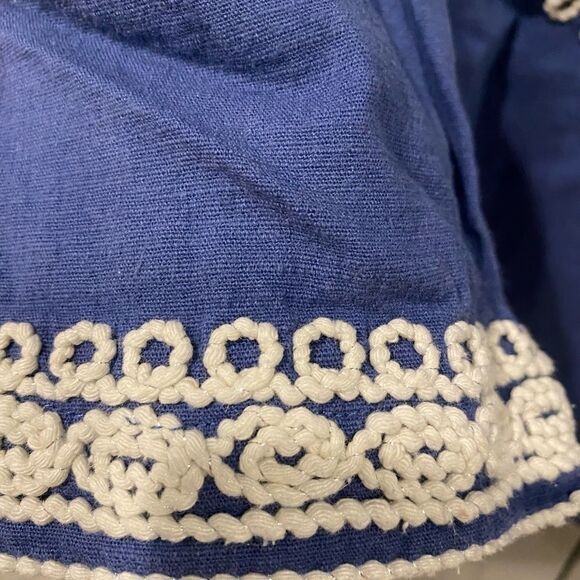 Tunic - beautiful!!! Embroidered details! - Picture 5 of 6